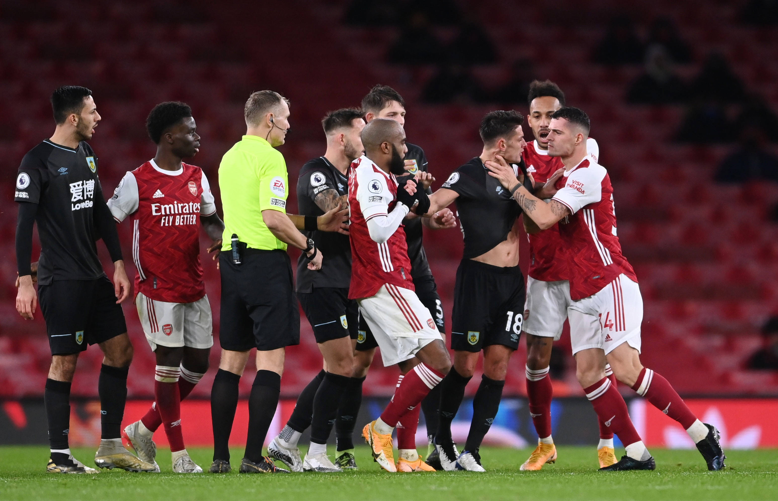 亚马尔的成 亚马尔的成